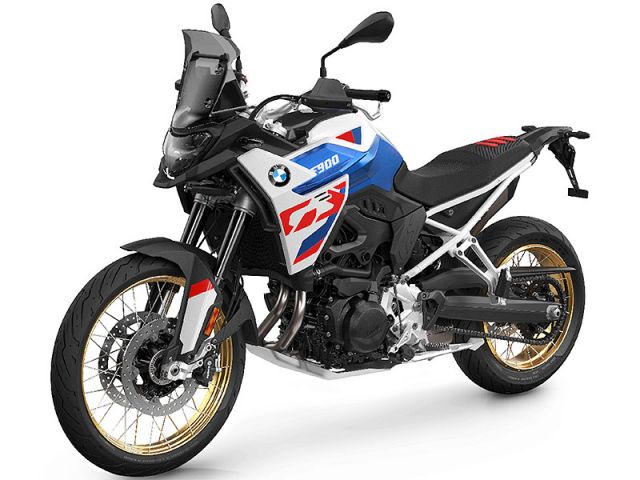BMW F900GS: Приключенческий туризм нового поколения