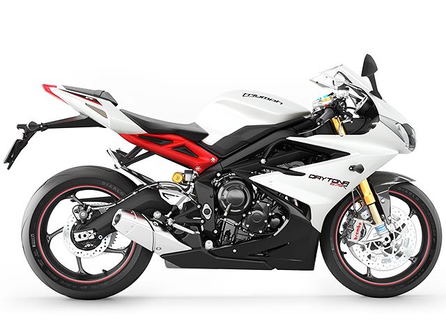 Triumph Daytona 675R: Суперспорт с характером трёхцилиндровой легенды