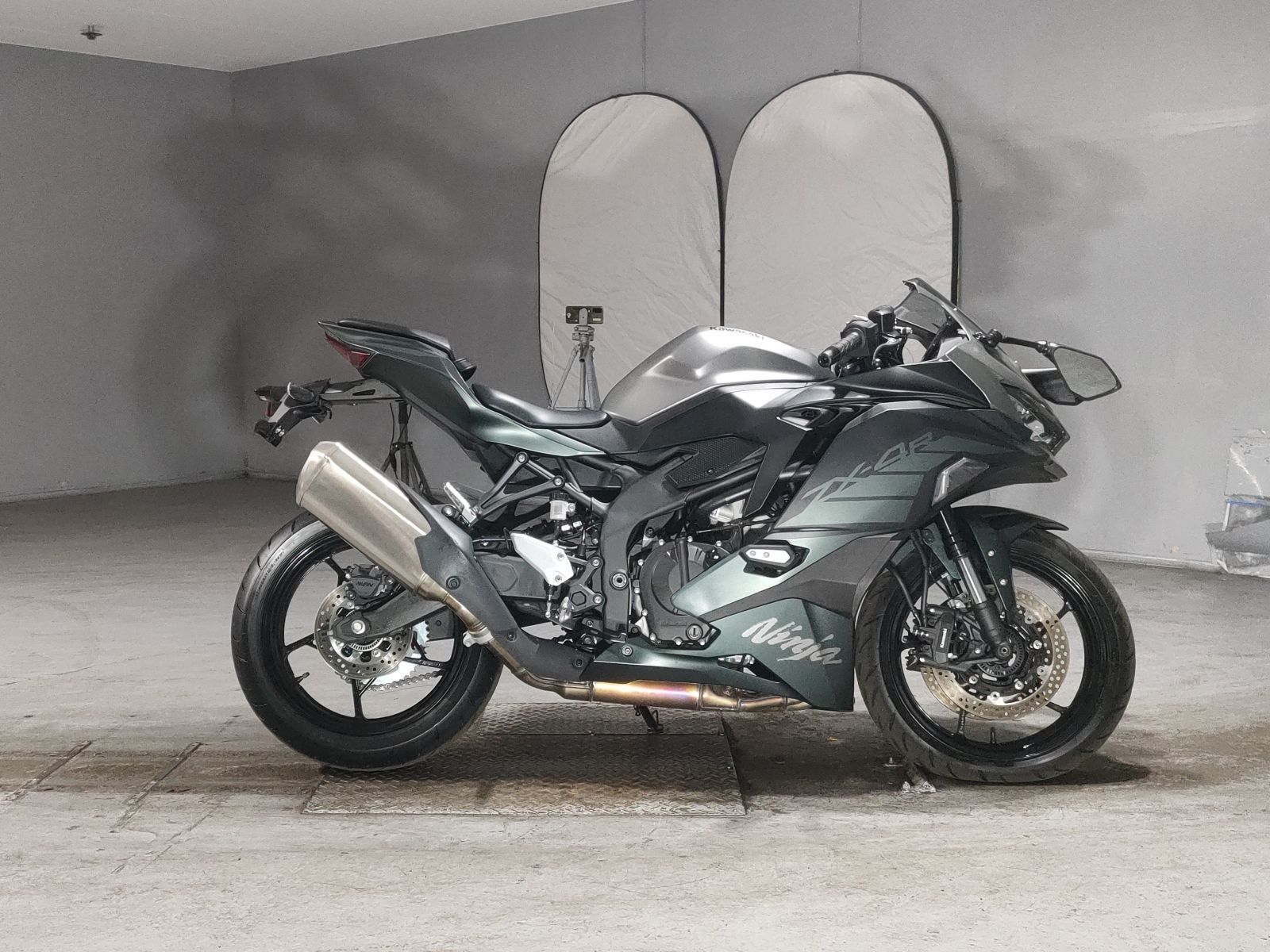 NINJA ZX-4R SE