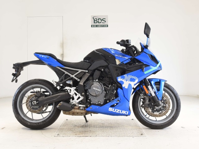 GSX-8R