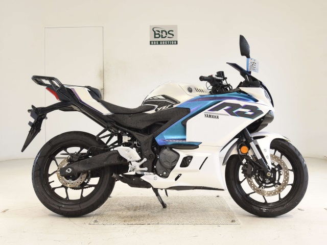 YZF-R3