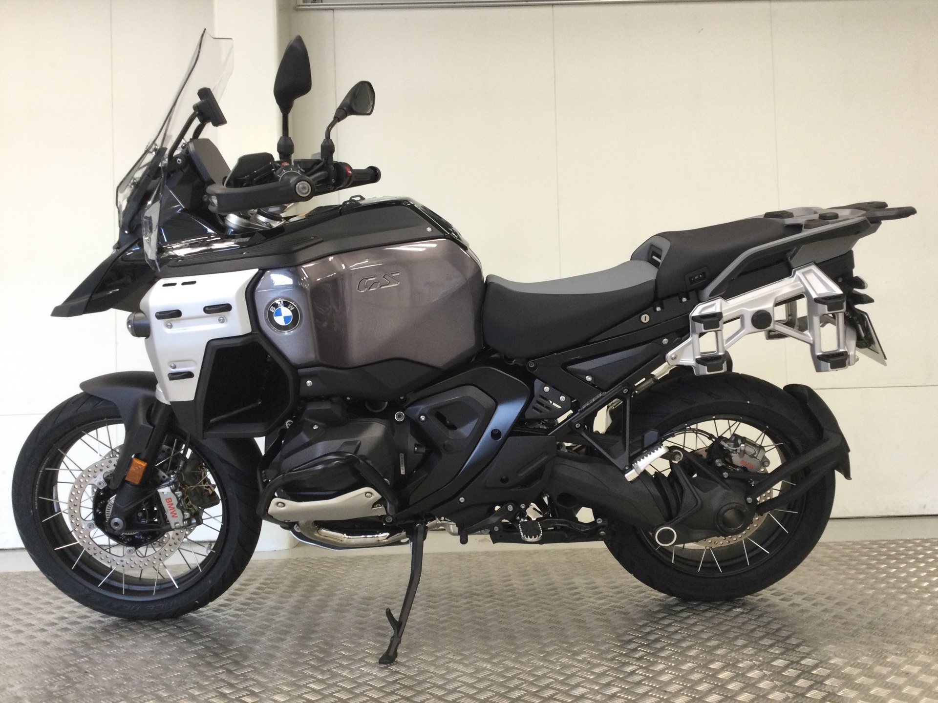 MT-03 ABS