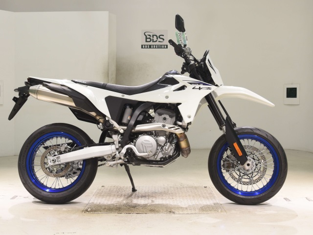 DR-Z4SM